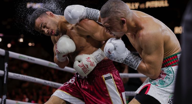 “Pitbull” Romero es campeón mundial superligero