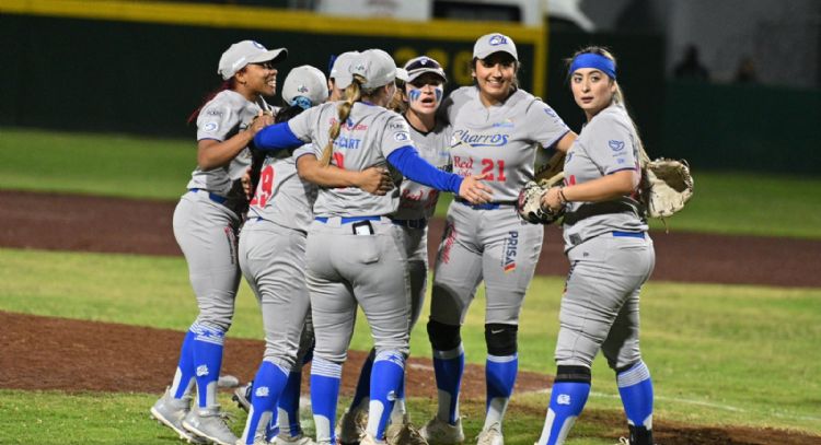 De forma cardiaca, Charros femenil se lleva el segundo juego de la serie contra Diablos
