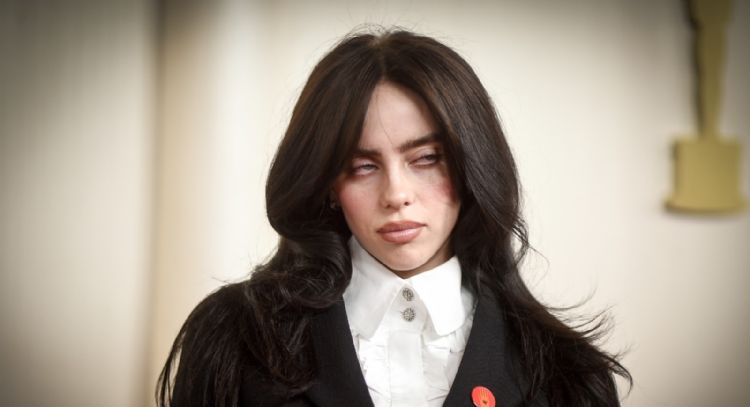 Billie Eilish también reconoce a Sheinbaum por la ayuda de México ante las inundaciones en Texas