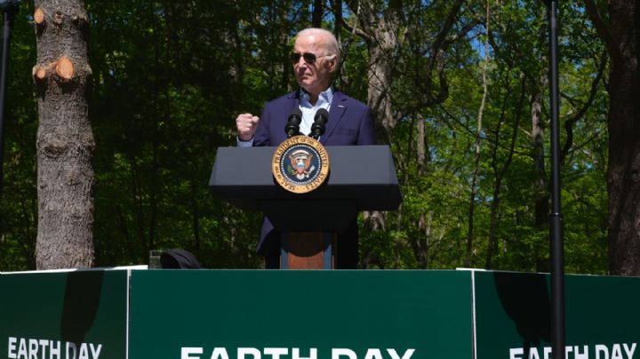 En el Día de la Tierra, Biden anuncia subvenciones para proyectos solares