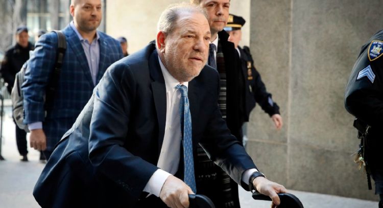 Harvey Weinstein es hospitalizado en Nueva York