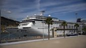 Foto ilustrativa de la nota titulada: Crucero con mil 500 pasajeros es detenido en España por problemas de visa de pasajeros bolivianos
