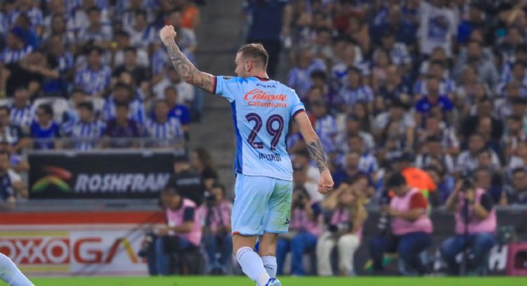 Cruz Azul pone un pie en la final tras vencer 1-0 a Rayados en el estadio BBVA (Videos)