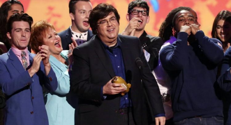 El exproductor de Nickelodeon Dan Schneider demanda a creadores de “Quiet on Set”