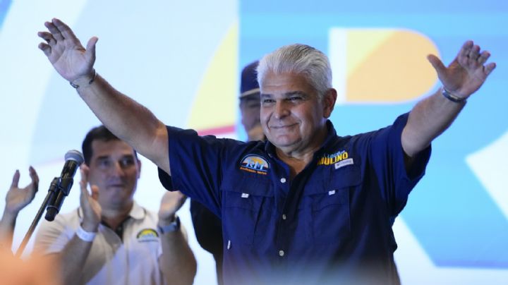 Panamá suspende las relaciones con Venezuela y retira a su personal diplomático