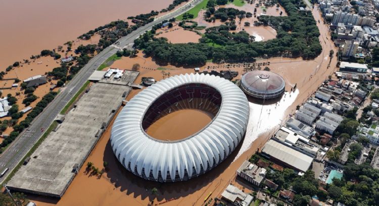 Estas son las impresionantes imágenes de estadios brasileños tras las inundaciones (Video)