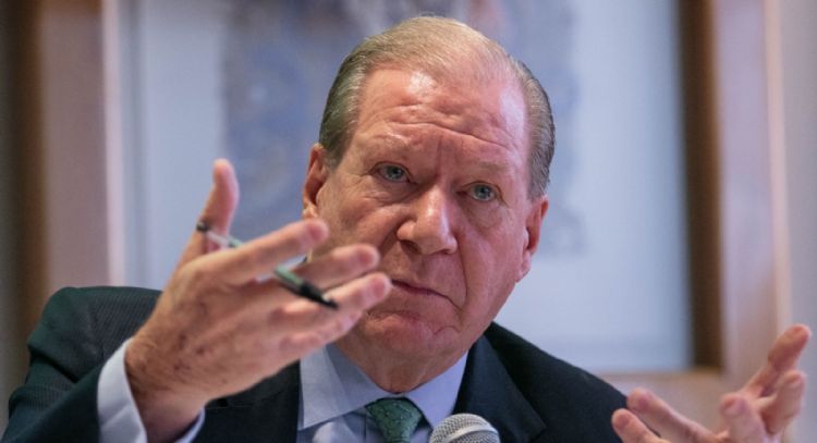La banca ofrece apoyo a Sheinbaum y pide no asustarse por “un poco de volatilidad”
