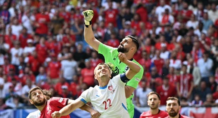 Georgia consigue su primer punto en una Eurocopa con el empate 1-1 contra República Checa