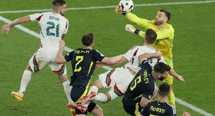Barnabás Varga se encuentra estable tras sufrir golpe en la cabeza durante el partido de Hungría