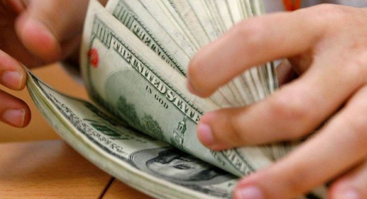 Inversionistas recortan sus inversiones en uno de los mayores retrocesos registrados