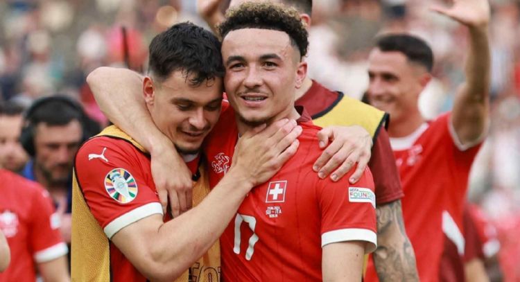Italia quedó fuera de la Eurocopa al perder 2-0 ante Suiza