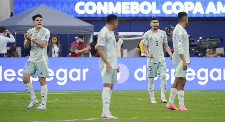 México necesita ganarle a Ecuador para seguir en la Copa América