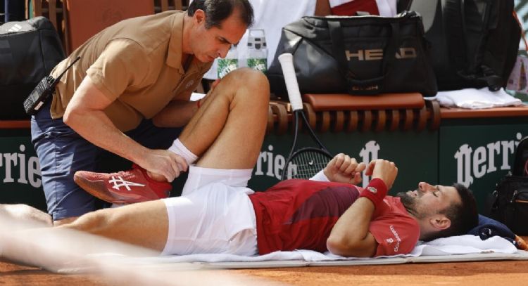 Novak Djokovic se retira de Roland Garros por una lesión