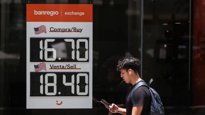 Anuncio de Morena de impulsar reformas constitucionales de AMLO mete presión al peso y a la Bolsa