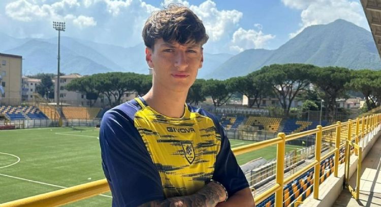 Bisnieto de Benito Mussolini jugará en la Segunda División del futbol italiano