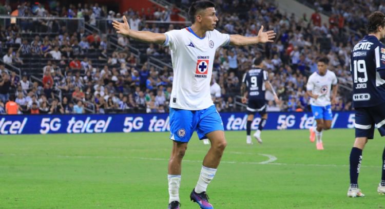 Cruz Azul golea a domicilio 4-0 a Monterrey y es líder en la Liga MX (Video)