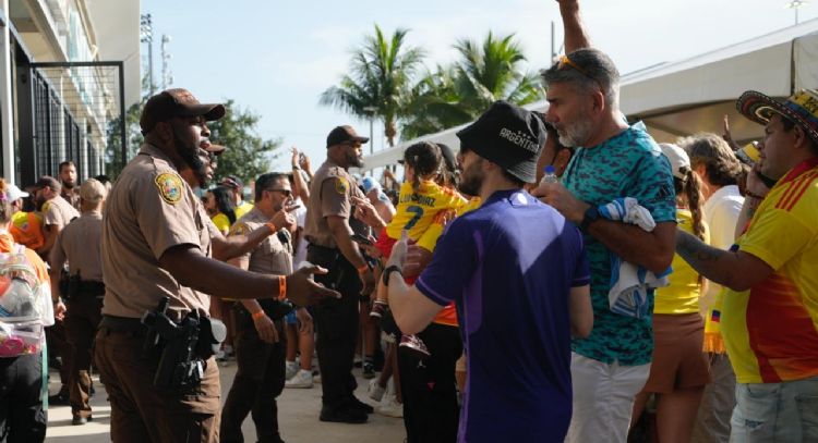 Hard Rock Stadium responde a Conmebol tras duras acusaciones