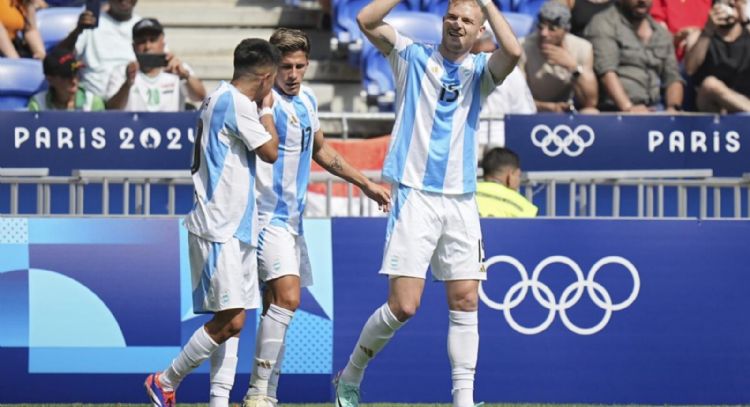 Argentina se reivindica con triunfo ante Irak en el futbol de París 2024