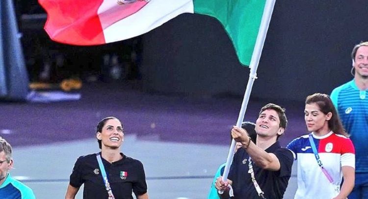 Nuria Diosdado y Marco Verde fueron abanderados en la ceremonia de clausura de París 2024