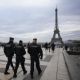 Desalojan rascacielos e instituciones de París por oleada de amenazas de bomba