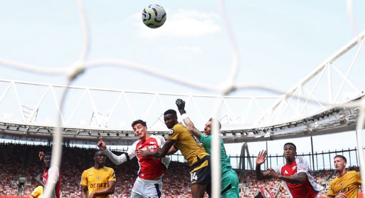 Liverpool y Arsenal inician la temporada de la Liga Premier con triunfos