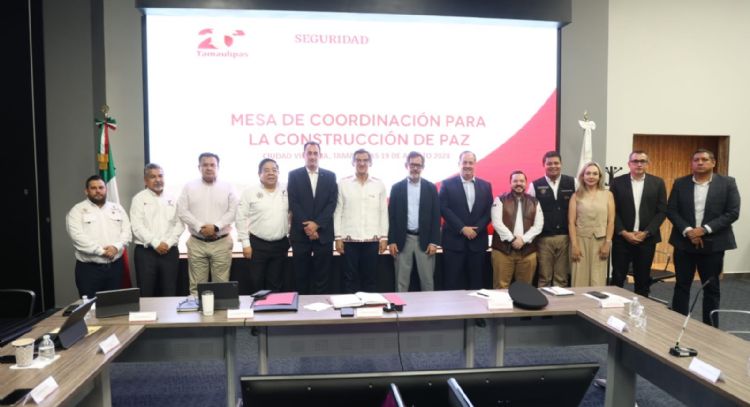 Participan ejecutivos de FEMSA en reunión de seguridad con AVA y reconocen avances