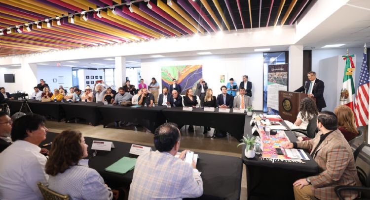 Sostiene Américo encuentro con migrantes tamaulipecos en Houston