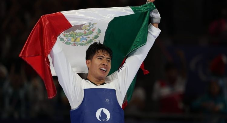 Luis Nájera gana medalla de plata en parataekwondo en los Juegos Paralímpicos de París 2024