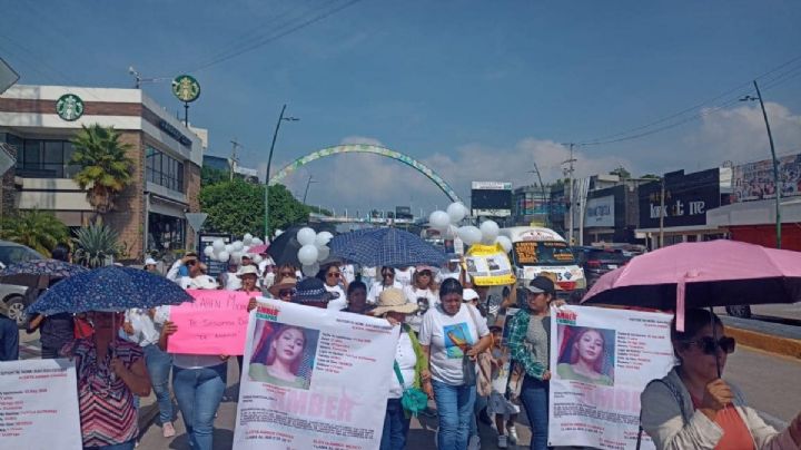 Marchan por la desaparición de dos hombres y una mujer en Chiapa de Corzo