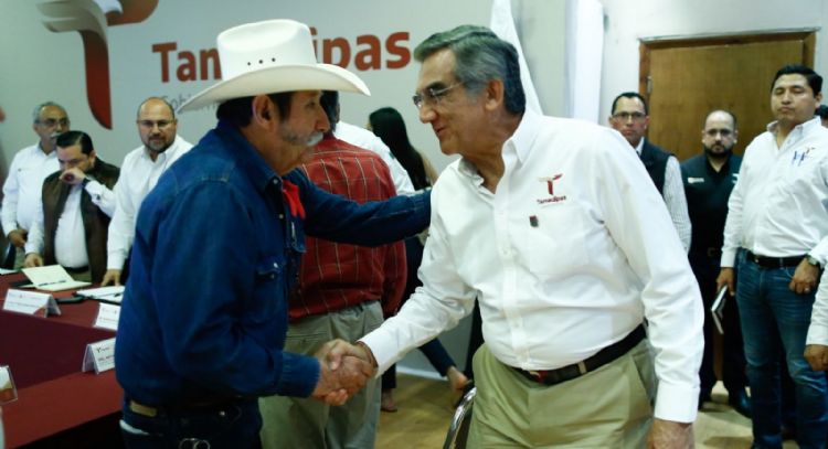 Anuncia Américo Villarreal apoyo adicional para productores de sorgo
