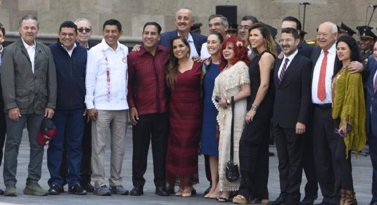 Asiste Américo Villarreal al sexto informe de gobierno del presidente López Obrador