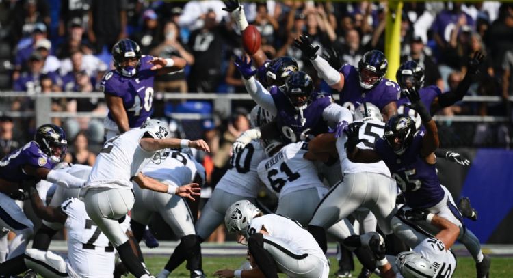 Minshew comanda reacción de Raiders, que vencen 26-23 a Ravens con 13 puntos en el último cuarto