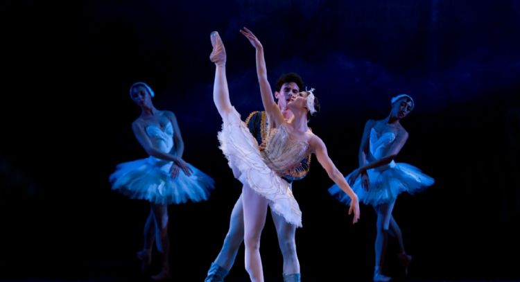 La CND montará la versión completa de “El lago de los cisnes” en el Auditorio Nacional