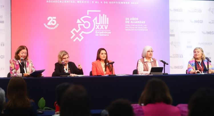 Tere Jiménez refrenda compromiso con el bienestar y desarrollo integral de las mujeres