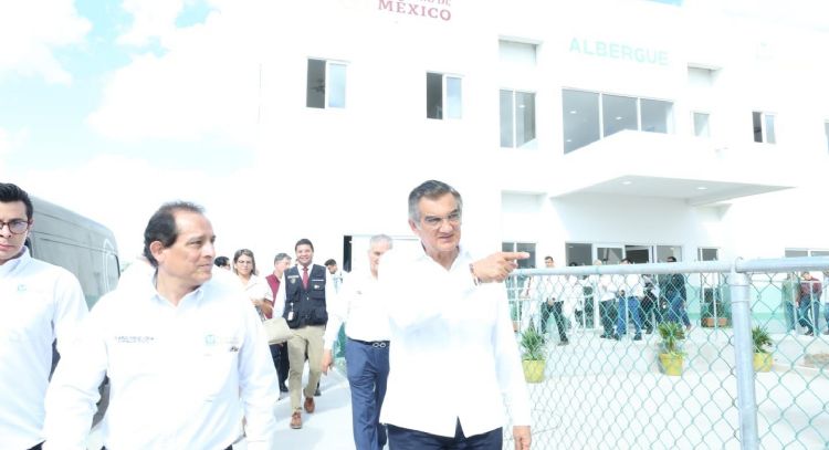 Inaugura Américo albergue y residencia en hospital de Matamoros durante enlace con el presidente AMLO