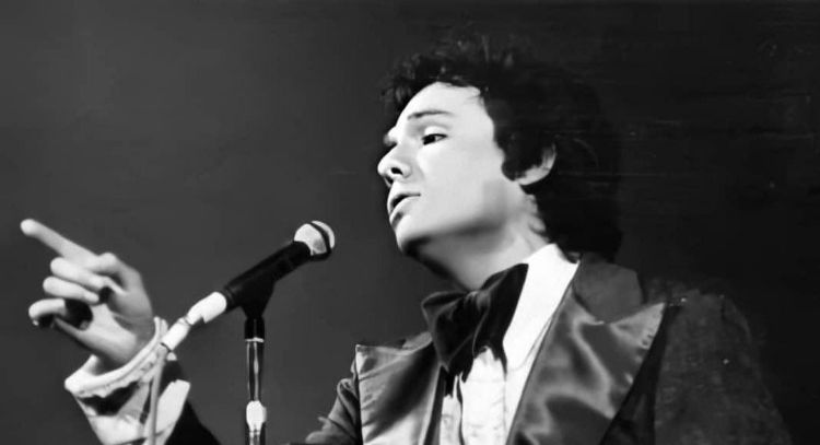 Estrenan canción inédita de José José a cinco años de su muerte