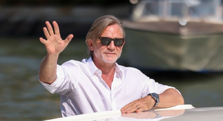 Luca Guadagnino y Daniel Craig presentan "Queer" en el Festival de Venecia