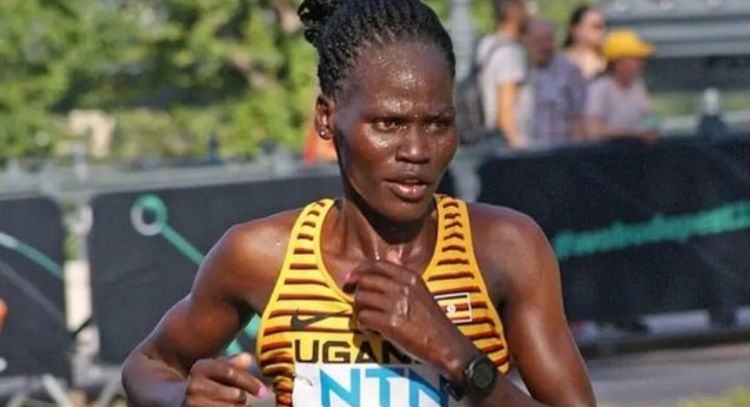 Muere atleta olímpica asesinada por su pareja: la roció con gasolina y le prendió fuego