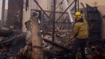 Casa de la actriz Karla Souza es destruida por incendios en Los Ángeles