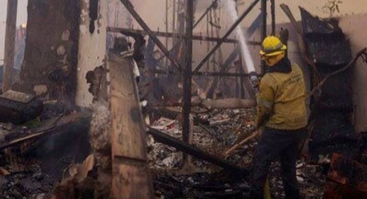 Casa de la actriz Karla Souza es destruida por incendios en Los Ángeles