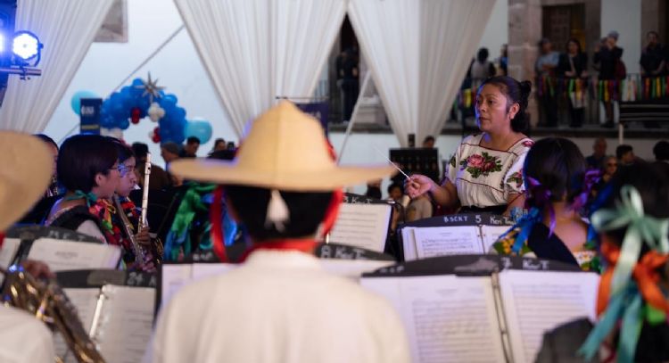 Rocío Román, primera purépecha del Conservatorio de las Rosas