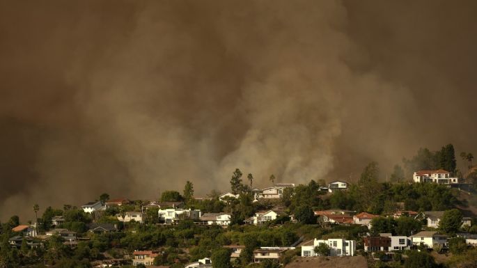 Incendios en California podrían ser los más costosos en la historia de EU