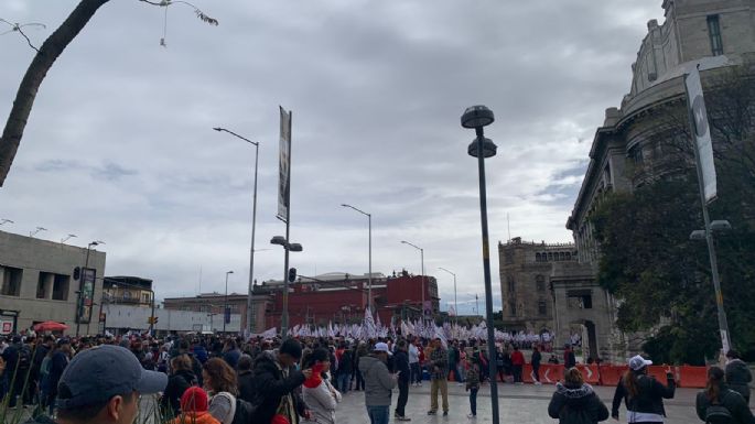 Miles de simpatizantes llegan al Zócalo para escuchar el informe de Sheinbaum (Fotogalería)