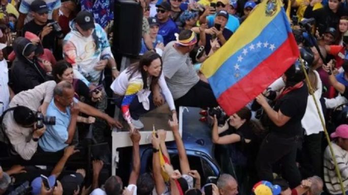 Venezuela confirma la detención del motorista que acompañaba a María Corina Machado el jueves