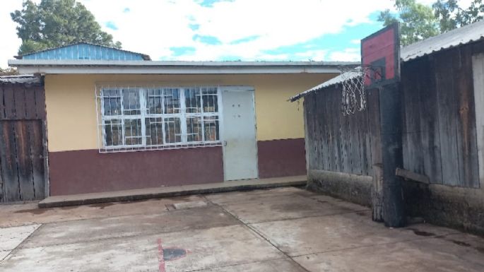 Estudiantes de Chichihualco, Guerrero, llevan un año y medio sin clases por la violencia