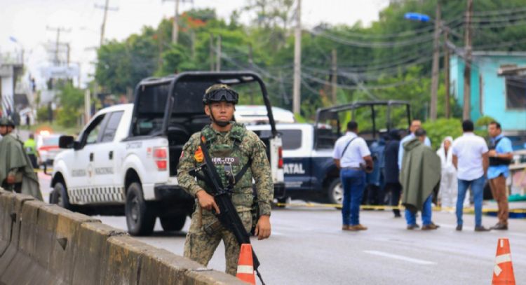 Balean y asesinan a dos militares en Tabasco