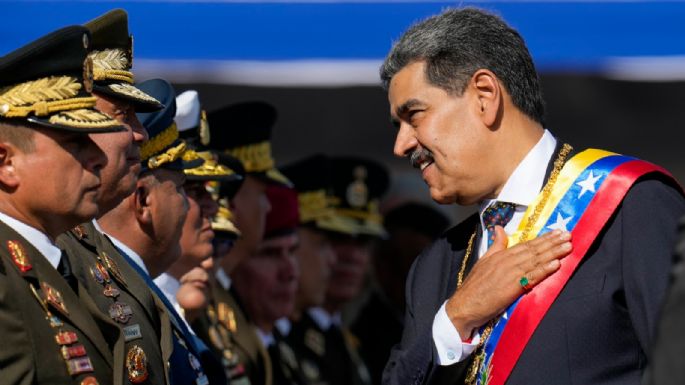 Maduro despliega 4.5 millones de soldados ante recompensa que ofrece EU por su captura