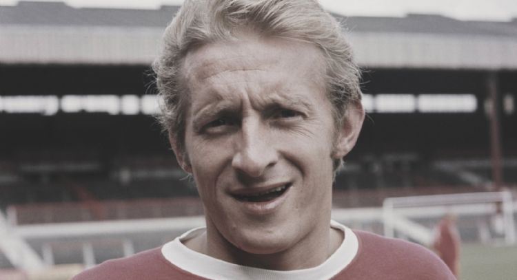 Reacción a la muerte del gran futbolista Denis Law, “el héroe de una generación”
