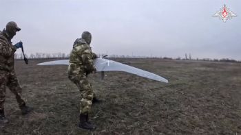 Sicarios de cárteles mexicanos y colombianos se infiltran en Ucrania para entrenarse en drones
