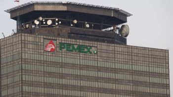 Hacienda emite deuda por 12 mil millones de dólares para Pemex
